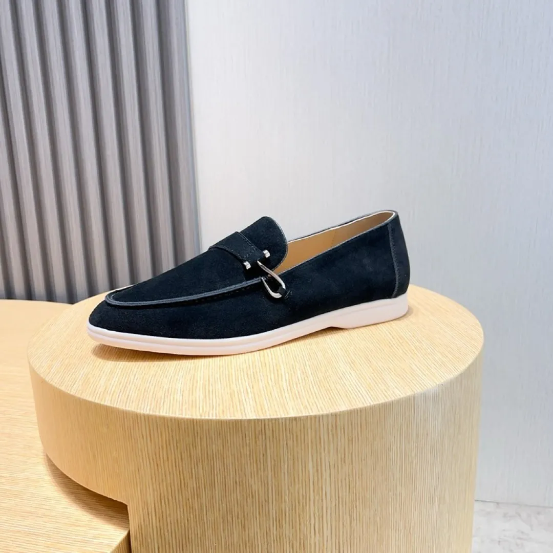 Men's Men's Shoes💰Men's Shoes💰440💰[loro piana] Couple's Style - The new moccasins are made of water-repellent treated suede uppers with rubber soles, a classic. The complex craftsmanship and meticulous structure make the shoes light and soft, allowing you to walk comfortably and freely. Perfect for wearing at the beach or out in the water during the summer. Women’s size: 35-40 Men’s size: 38-45
